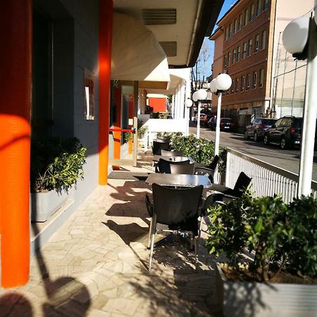 Hotel Riviera ริมินี ภายนอก รูปภาพ
